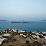 Villa Sun Drop 1 With Private Pool, 5-Min Walk To Drios Beach Drios