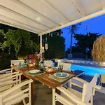 Sun Drop 1 With Private Pool, 5-Min Walk To Drios Beach * Drios