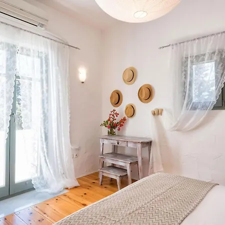 Sun Drop I With Private Pool Paros Villa
