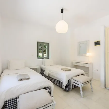 Sun Drop 1 With Private Pool, 5-Min Walk To Drios Beach فيلة