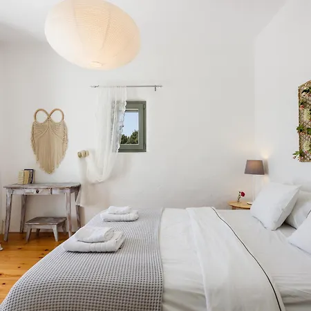 Sun Drop I With Private Pool Paros Villa