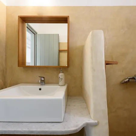 Villa Sun Drop 1 With Private Pool, 5-min Walk To Drios